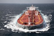 اولین کشتی‌ نفتکش اروپایی وارد ایران شد