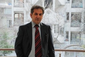انتشار اوراق سلف در بورس کالا به سود خودروسازان و خریداران است
