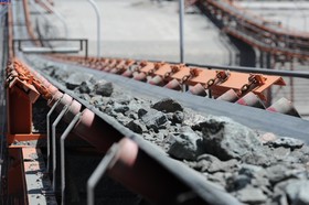 قیمت سنگ آهن رشد کرد