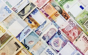 روند کاهشی نرخ رسمی یورو و پوند