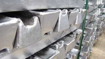 پذیرش ۵ هزار تن شمش آلومینیوم شرکت هرمزال در بورس کالا