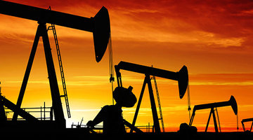 سیگنال منفی ریزش قیمت نفت به چشم انداز اقتصادی