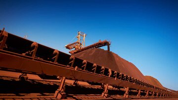 چین به دنبال کنترل بازار سنگ آهن