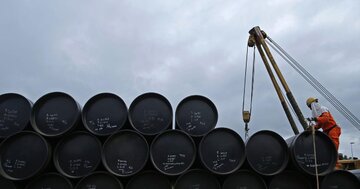 تولید نفت آمریکا از ۱۱ هزار بشکه در روز گذشت