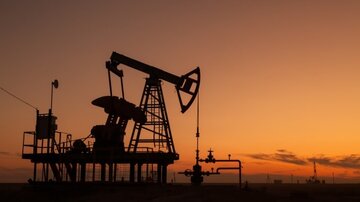 سایه سنگین چشم انداز عرضه بر قیمت نفت