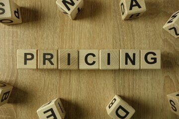دو راهی سرنوشت ساز در انتخاب نظام قیمت گذاری کالاها