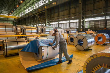 عرضه ۸۷ هزار تن ورق فولادی خودرو در بورس کالا