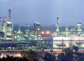 هند به دنبال واگذاری یک واحد تبدیل نفت به محصولات شیمیایی