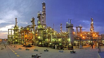 عرضه دو محصول شرکت نفت ایرانول در بورس انرژی
