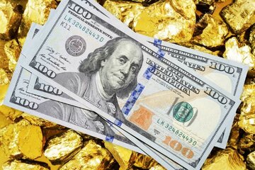ریزش دلار و صعود طلا