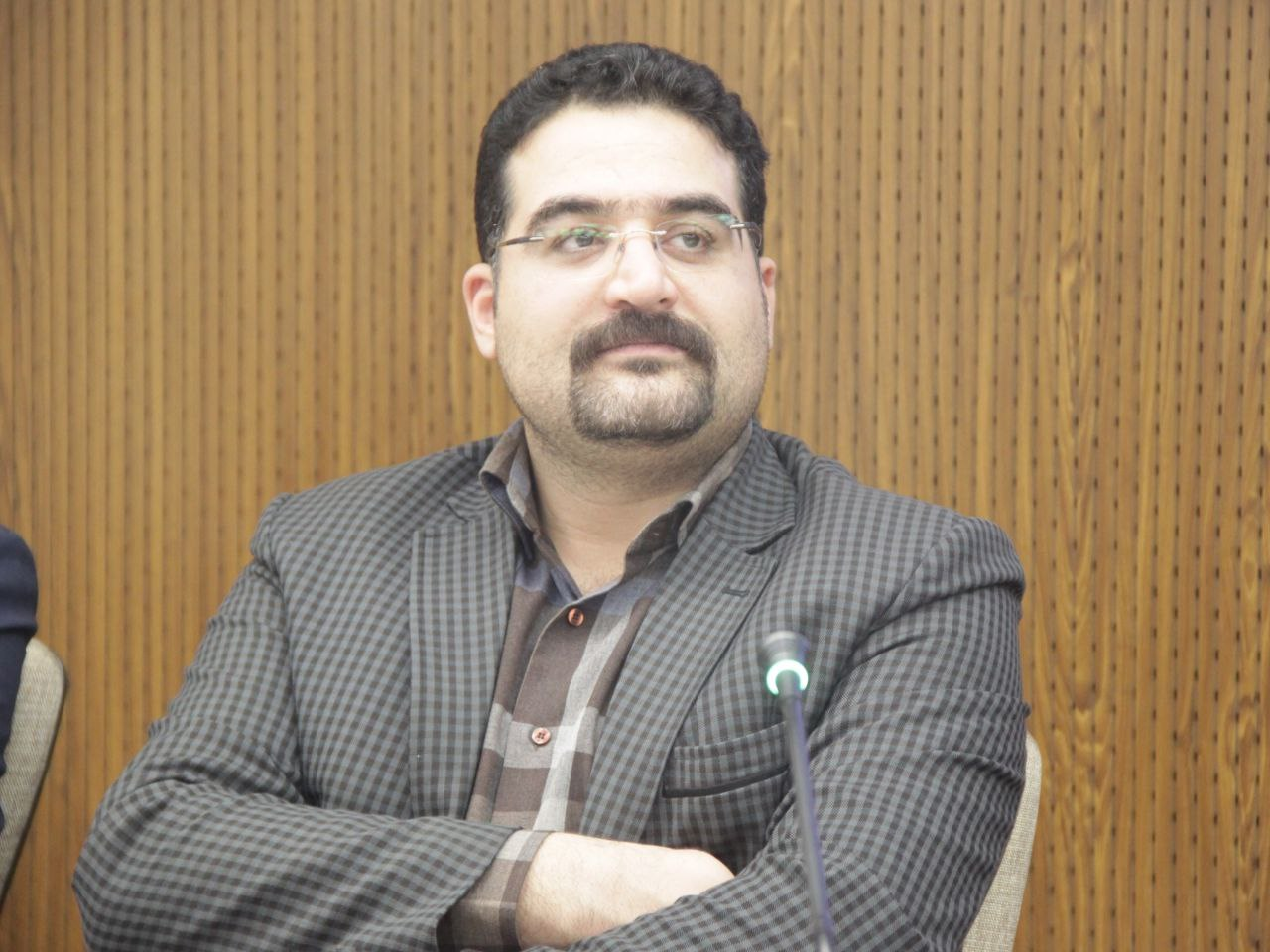 متنوع سازی ابزارهای مدیریت ریسک با اختیار معامله مبتنی بر آتی