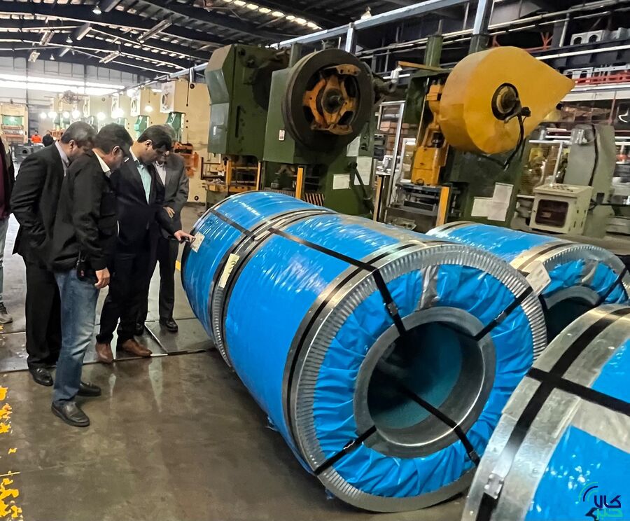 بازدید مدیرعامل بورس کالای ایران از واحدهای تولیدی و نمایشگاه «مواد اولیه، ماشینآلات، تکنولوژی، چرم و صنایع وابسته صنعت کفش ایران_قم»