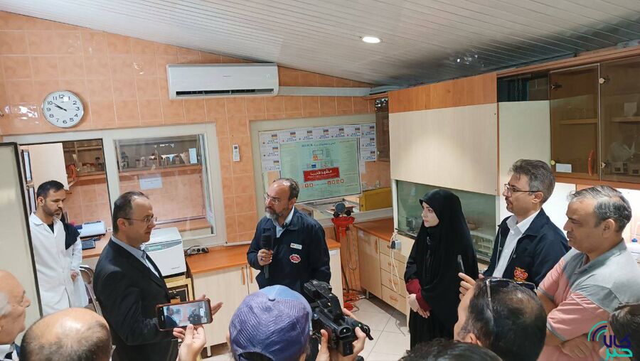 بازدید مدیران ارشد بازار سرمایه و اتاق بازرگانی مشهد از انبار بورسی زعفران