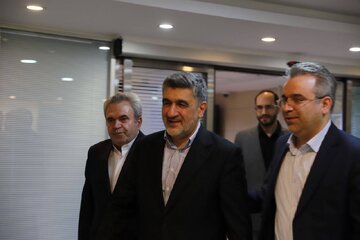 گزارش تصویری بازدید اعضای کمیسیون اقتصادی مجلس از بورس کالا