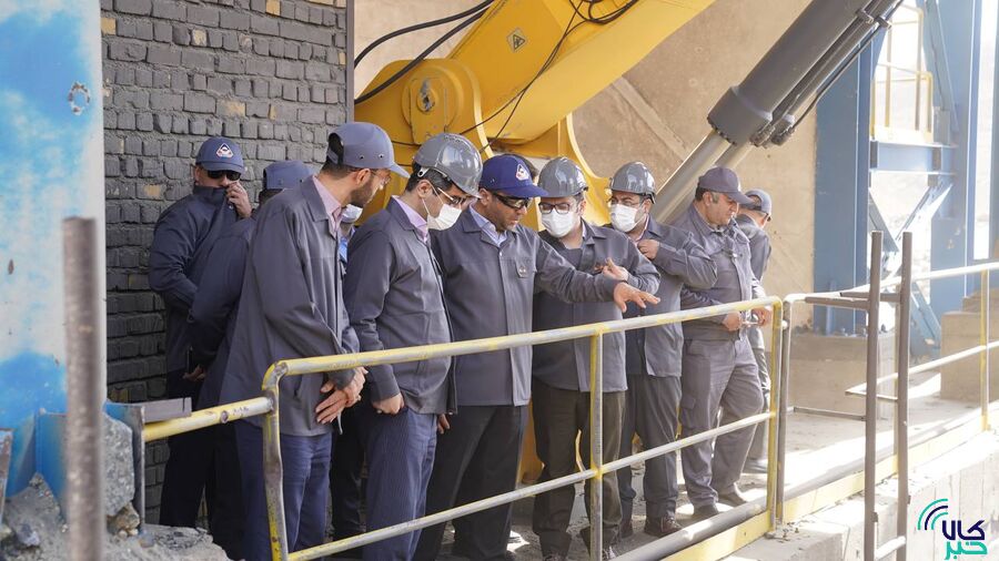 مردم از طریق گواهی سپرده گندله در رشد تولید و صنعت سهیم میشوند/
راه اندازی «گواهی سپرده گندله» در مراحل نهایی