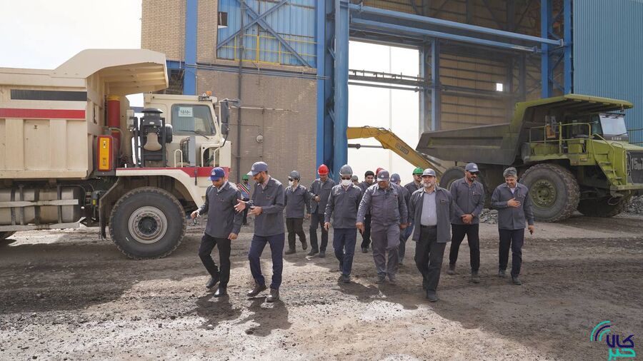 مردم از طریق گواهی سپرده گندله در رشد تولید و صنعت سهیم میشوند/
راه اندازی «گواهی سپرده گندله» در مراحل نهایی