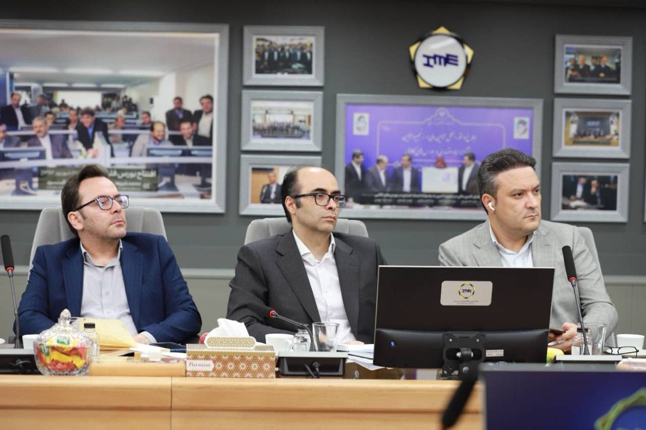 نشست هم اندیشی انجمن تولیدکنندگان سیم و کابل و بورس کالا برگزار شد/
قرارداد آتی گواهی کاتد مس به زودی راه‌اندازی می‌شود