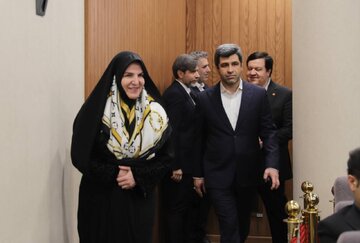 گزارش تصویری آیین رونمایی از نخستین صندوق طلای صدور و ابطال