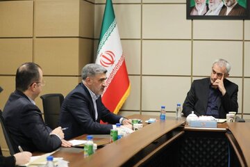 تقدیر وزیر اقتصاد از تداوم فعالیت بازار سرمایه در دوران جنگ تحمیلی سوم